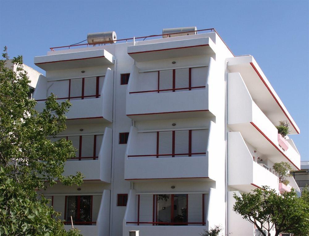 Stam & John Apartments コス・タウン エクステリア 写真