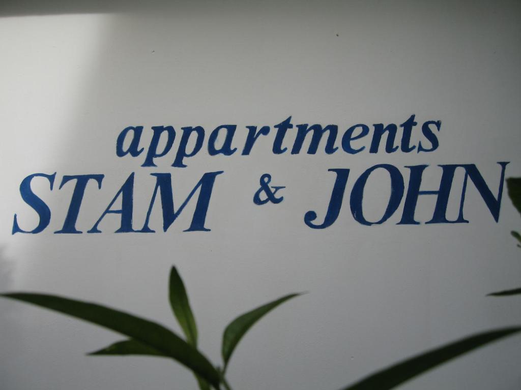 Stam & John Apartments コス・タウン エクステリア 写真